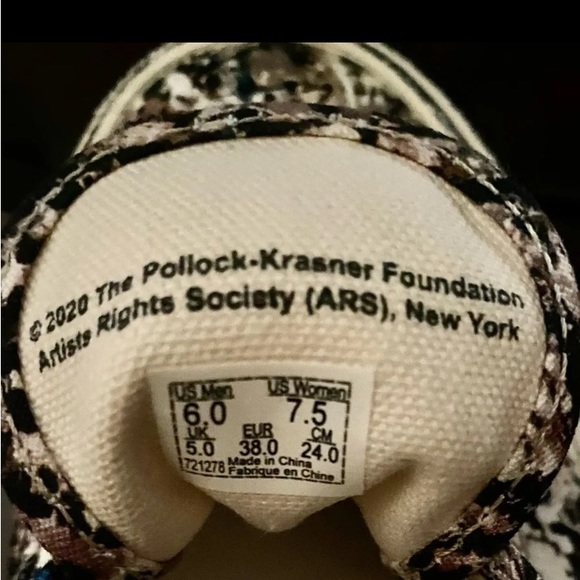 Vans NWTS ~
AUTHENTIC
MoMA BY JACKSON POLLACK!
OUT
OF STOCKIE ONE - Picture 2 of 9